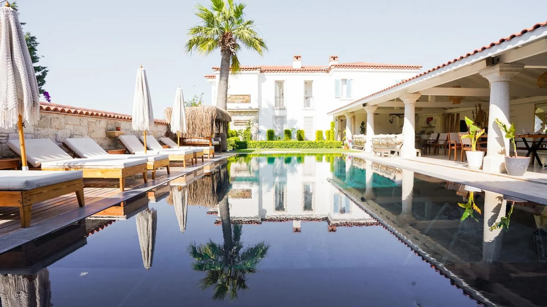 Alacati Limonaia Hotel Bed & Breakfast
