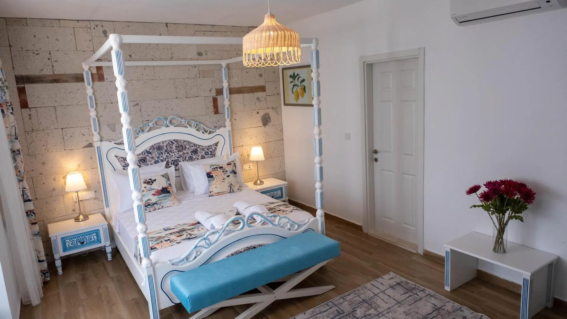 Alacati Limonaia Hotel