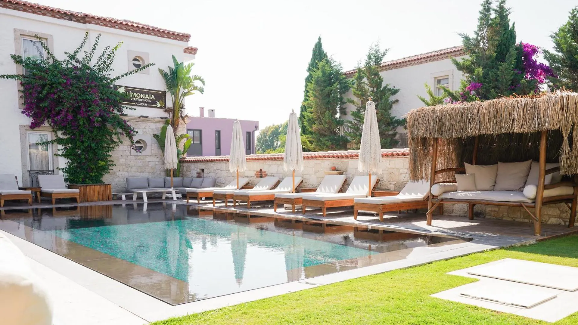 Alacati Limonaia Hotel