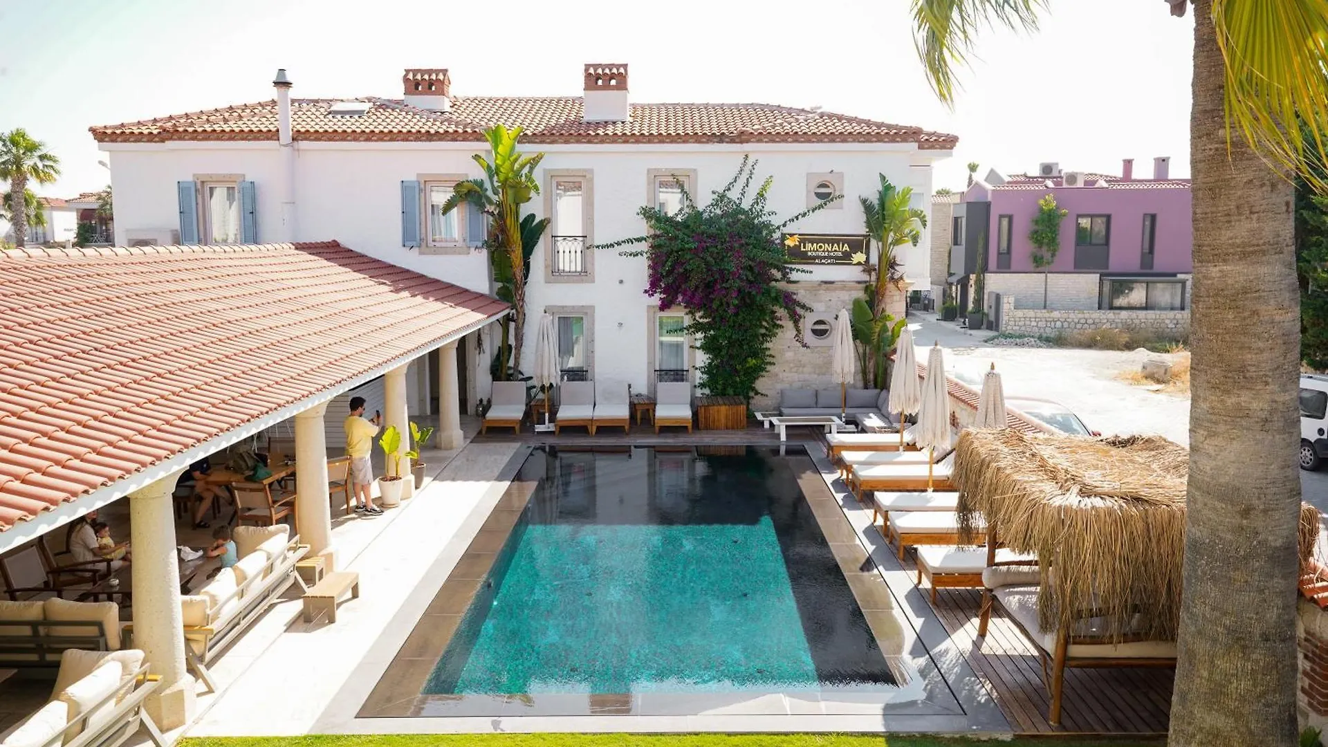 Alacati Limonaia Hotel 2*,