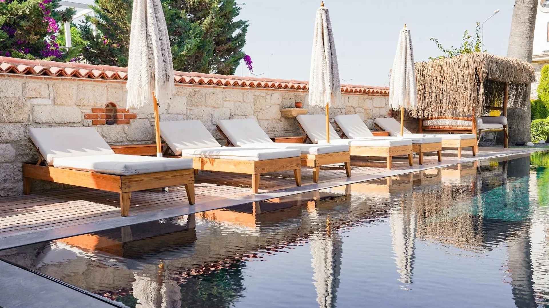 Alacati Limonaia Hotel Bed & Breakfast