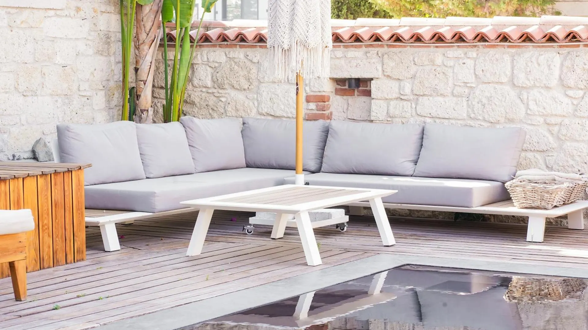 Alacati Limonaia Hotel 2*,