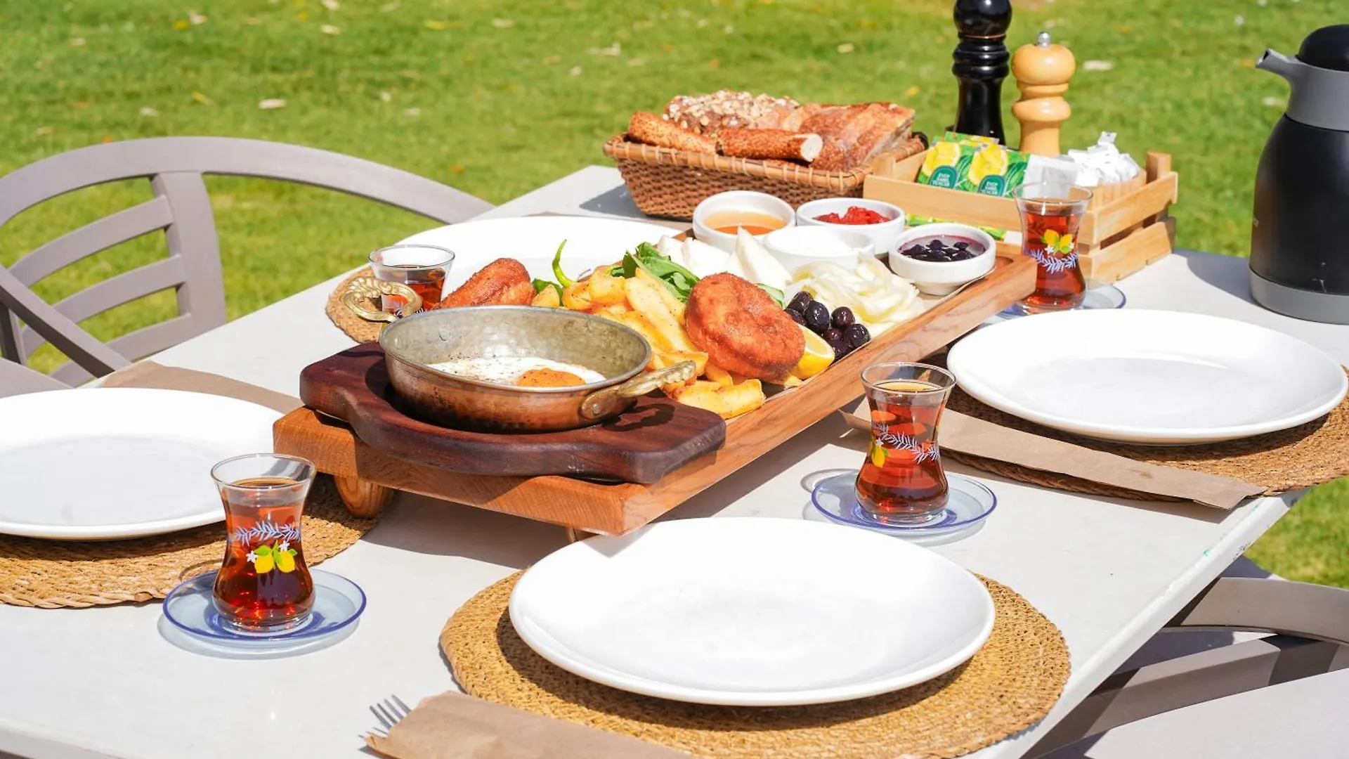 Bed & Breakfast Alacati Limonaia Hotel