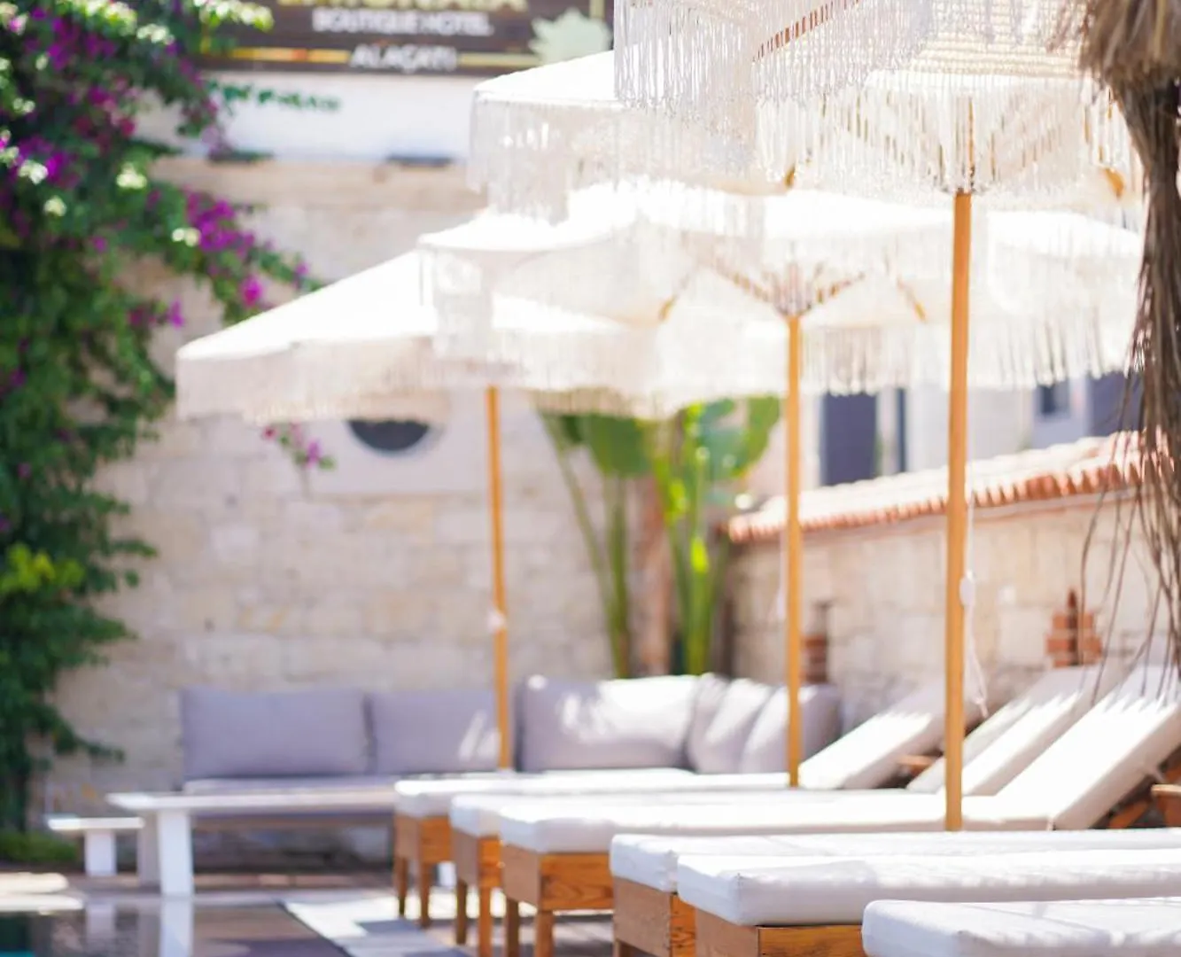 Alacati Limonaia Hotel Bed & Breakfast